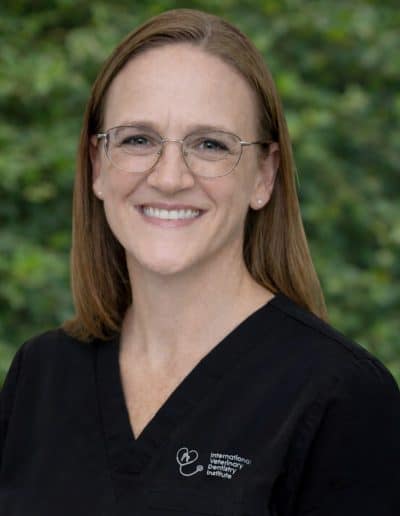 Headshot image of Dr. Jennifer Alterman DVM, DAVDC
